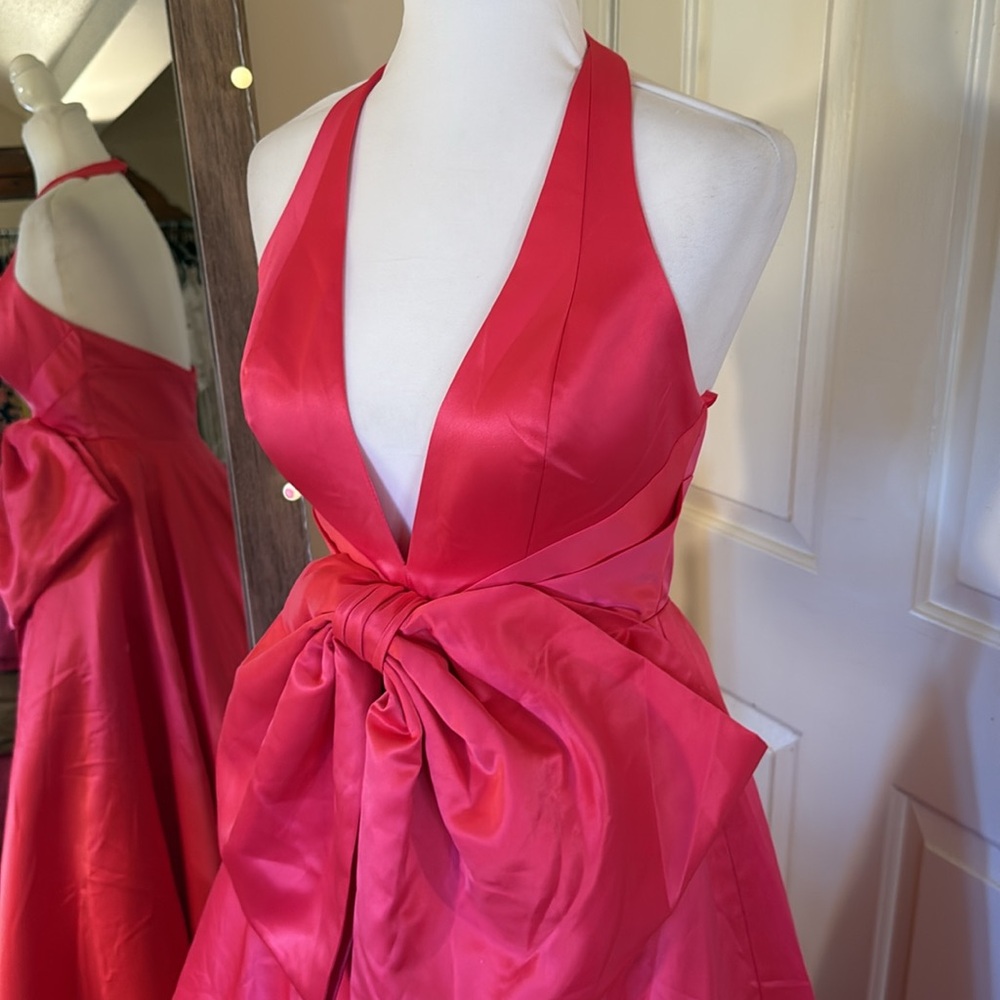 Mac Duggal Hot Pink Satin Plunge-Neck Maxi Gown with Bow - Picture 4 of 12
